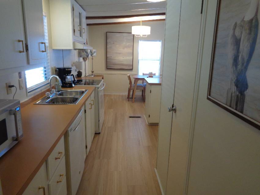 1461 Gladiola Dr a Lakeland, FL Mobile or Manufactured Home for Sale