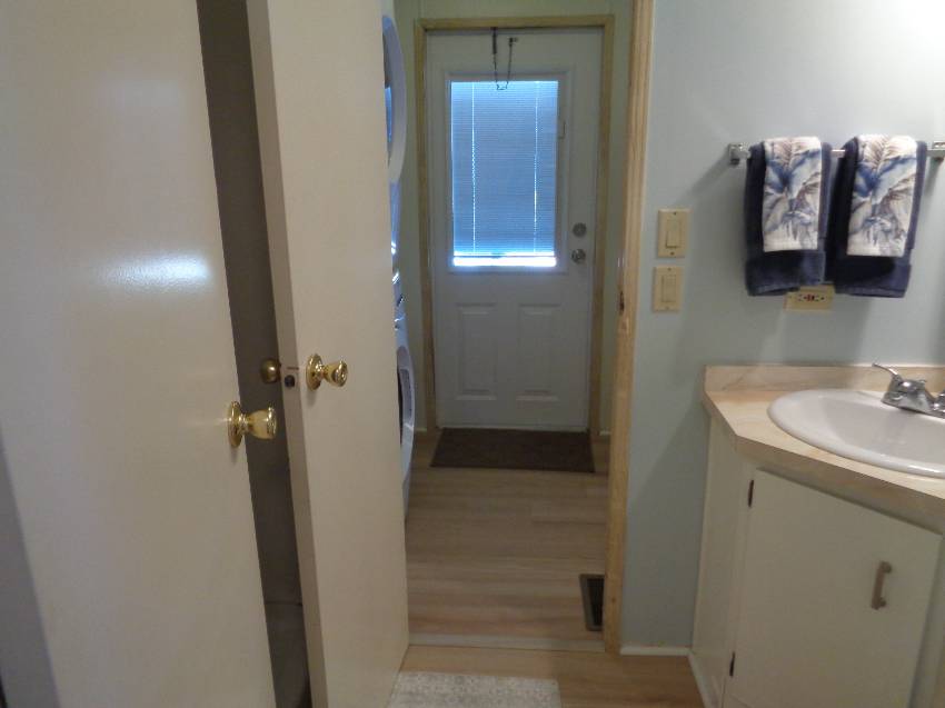 1461 Gladiola Dr a Lakeland, FL Mobile or Manufactured Home for Sale