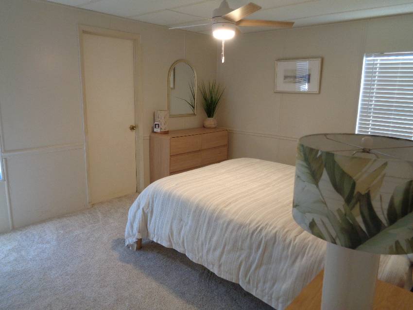 1461 Gladiola Dr a Lakeland, FL Mobile or Manufactured Home for Sale