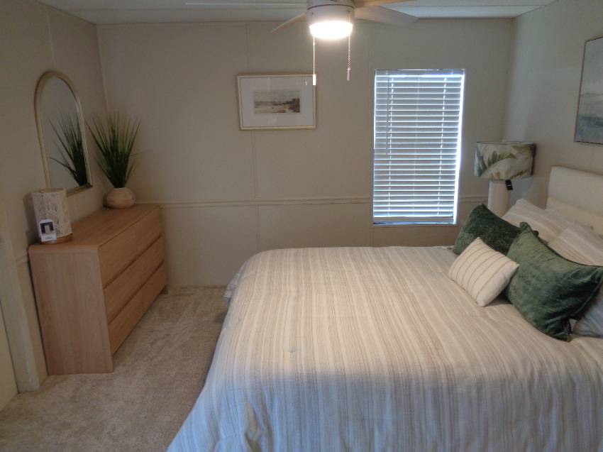 1461 Gladiola Dr a Lakeland, FL Mobile or Manufactured Home for Sale