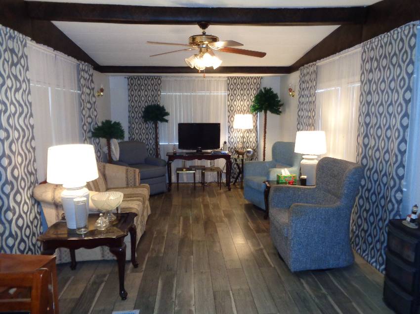 332 Sterling Dr W a Lakeland, FL Mobile or Manufactured Home for Sale