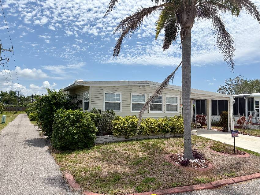 458 Zacapa:  This Is An Ideal Snowbird Getaway Home, Priced To Sell Quick a Venice, FL Mobile or Manufactured Home for Sale