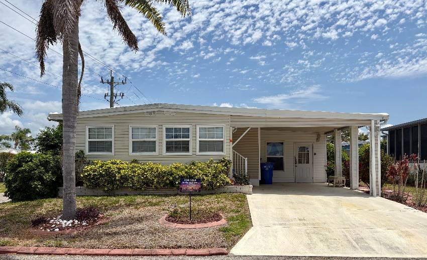 458 Zacapa:  This Is An Ideal Snowbird Getaway Home, Priced To Sell Quick a Venice, FL Mobile or Manufactured Home for Sale