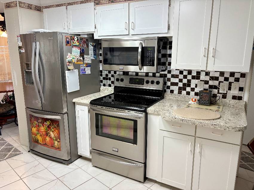 458 Zacapa:  This Is An Ideal Snowbird Getaway Home, Priced To Sell Quick a Venice, FL Mobile or Manufactured Home for Sale