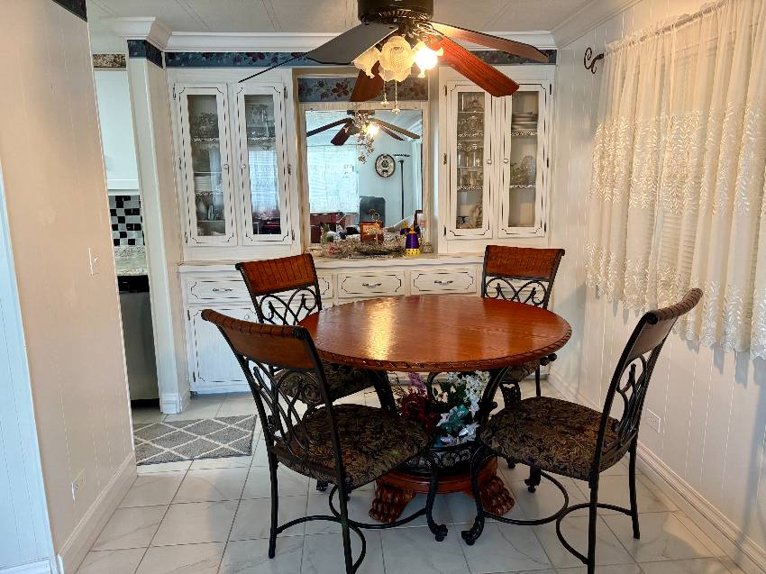 458 Zacapa:  This Is An Ideal Snowbird Getaway Home, Priced To Sell Quick a Venice, FL Mobile or Manufactured Home for Sale