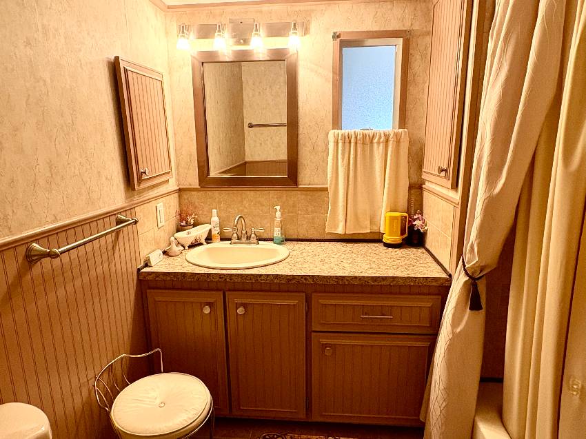 458 Zacapa:  This Is An Ideal Snowbird Getaway Home, Priced To Sell Quick a Venice, FL Mobile or Manufactured Home for Sale