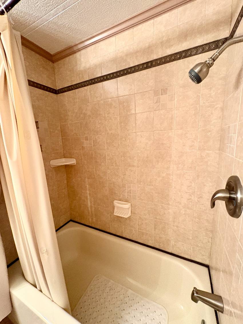 458 Zacapa:  This Is An Ideal Snowbird Getaway Home, Priced To Sell Quick a Venice, FL Mobile or Manufactured Home for Sale