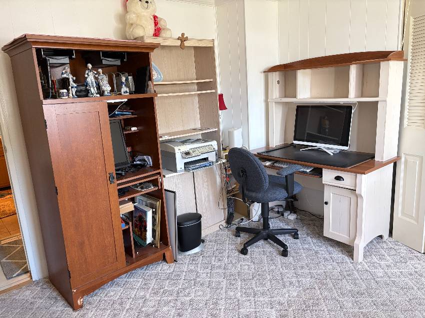 458 Zacapa:  This Is An Ideal Snowbird Getaway Home, Priced To Sell Quick a Venice, FL Mobile or Manufactured Home for Sale