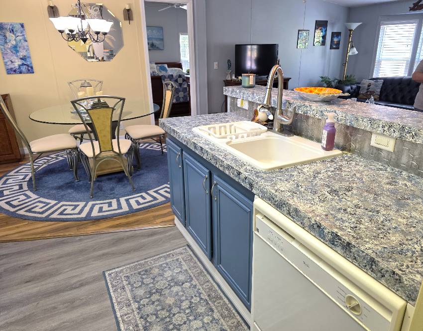 10267 S Ashcroft Terrace a Homosassa, FL Mobile or Manufactured Home for Sale
