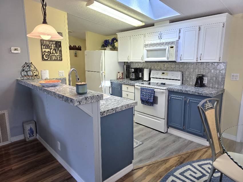 10267 S Ashcroft Terrace a Homosassa, FL Mobile or Manufactured Home for Sale