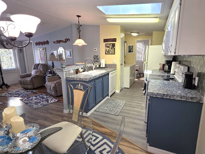 10267 S Ashcroft Terrace a Homosassa, FL Mobile or Manufactured Home for Sale