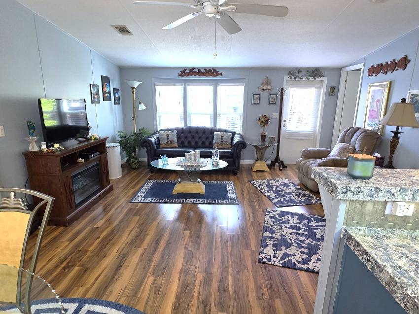 10267 S Ashcroft Terrace a Homosassa, FL Mobile or Manufactured Home for Sale