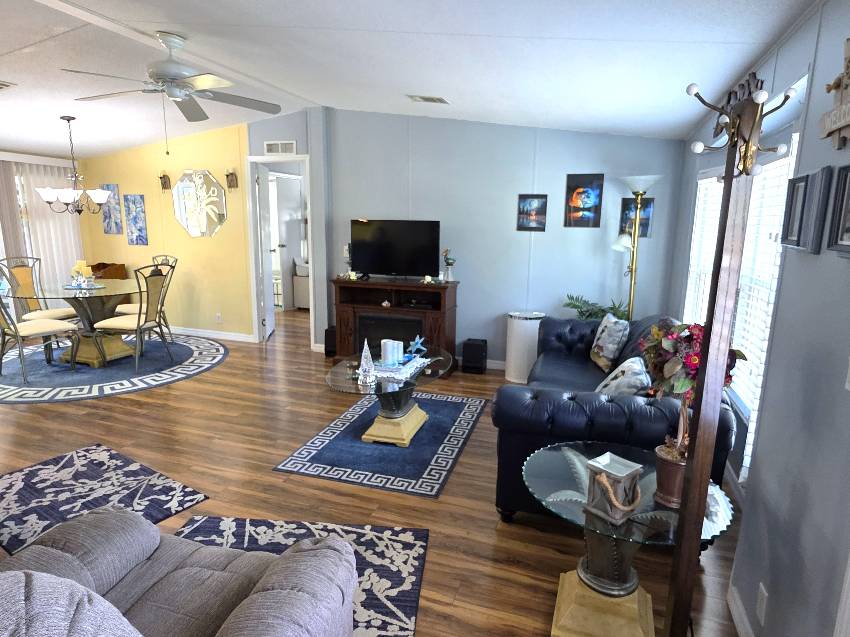 10267 S Ashcroft Terrace a Homosassa, FL Mobile or Manufactured Home for Sale