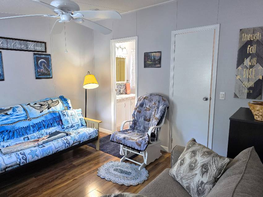 10267 S Ashcroft Terrace a Homosassa, FL Mobile or Manufactured Home for Sale