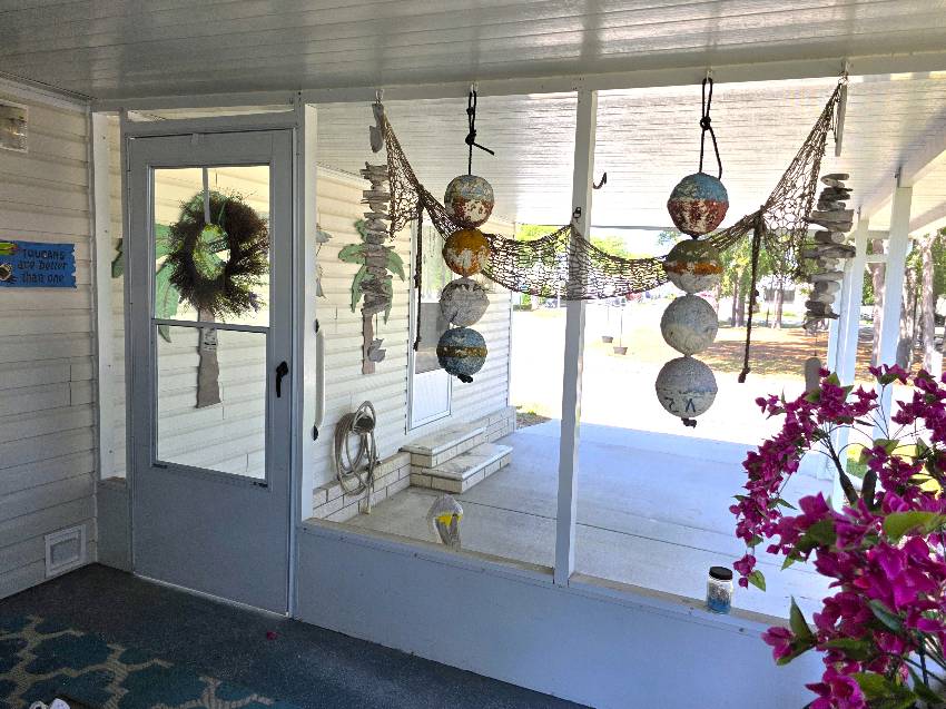 10267 S Ashcroft Terrace a Homosassa, FL Mobile or Manufactured Home for Sale
