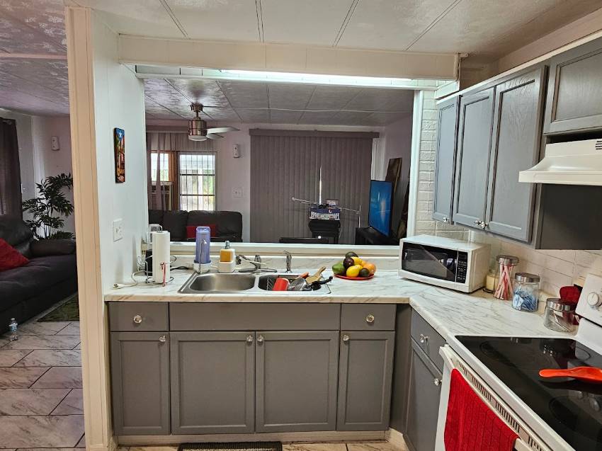 313 Citronelle St a Lakeland, FL Mobile or Manufactured Home for Sale
