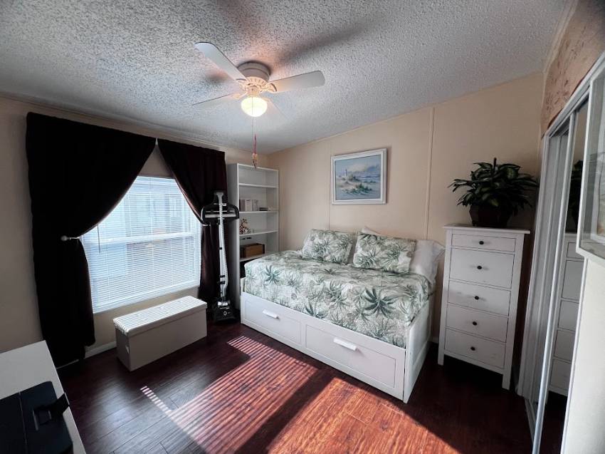 1010 Eagle Drive a Winter Haven, FL Mobile or Manufactured Home for Sale