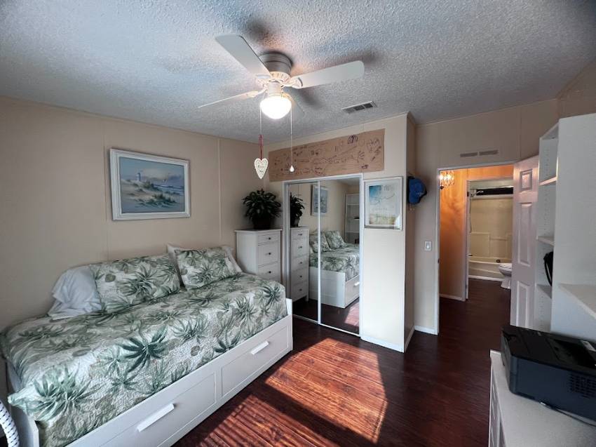 1010 Eagle Drive a Winter Haven, FL Mobile or Manufactured Home for Sale
