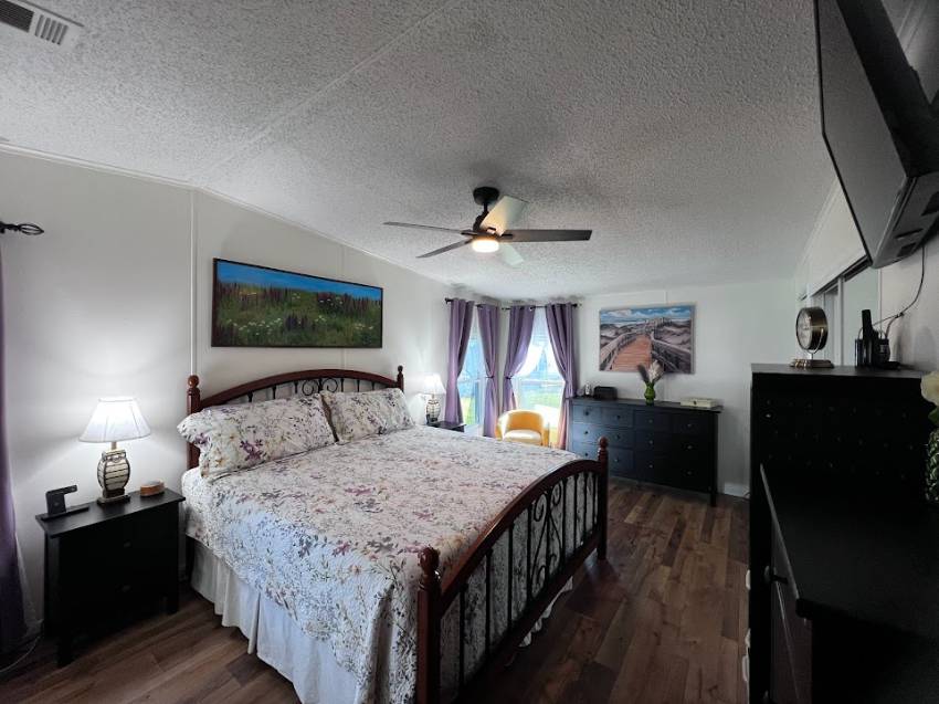 1010 Eagle Drive a Winter Haven, FL Mobile or Manufactured Home for Sale