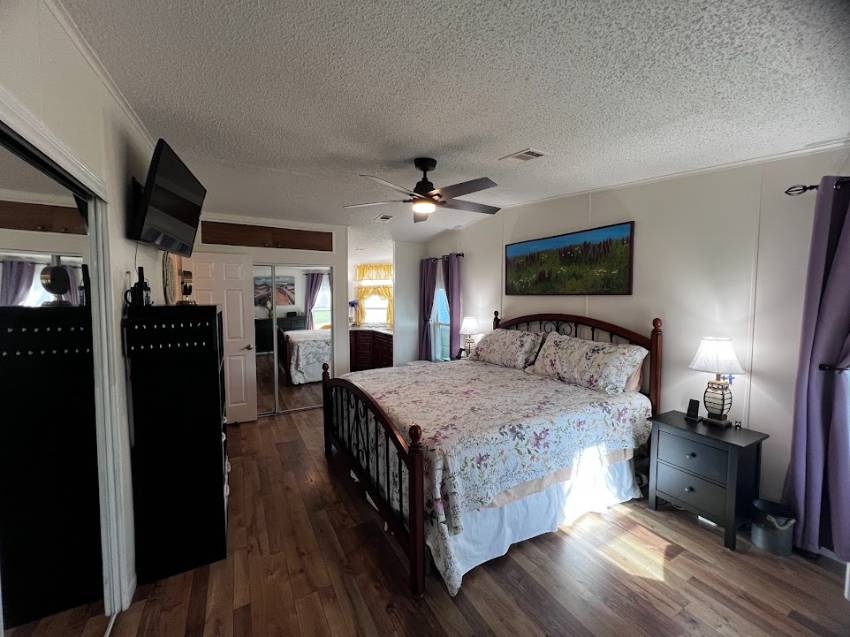 1010 Eagle Drive a Winter Haven, FL Mobile or Manufactured Home for Sale