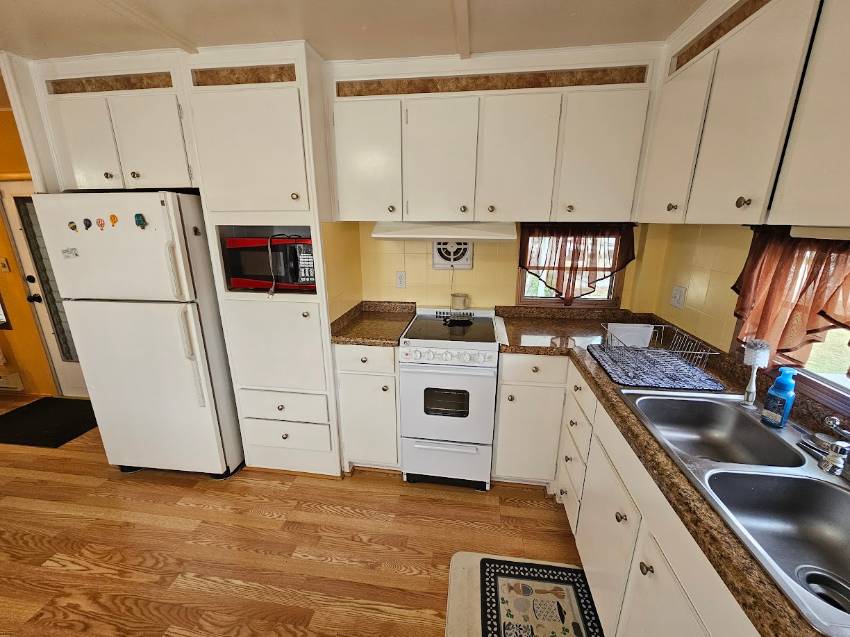 2121 New Tampa Hwy a Lakeland, FL Mobile or Manufactured Home for Sale