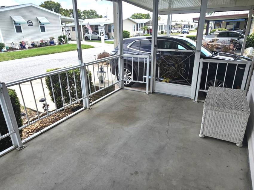 258 Lake Huron Dr a Mulberry, FL Mobile or Manufactured Home for Sale