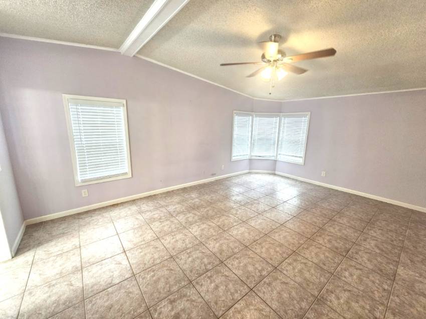 258 Lake Huron Dr a Mulberry, FL Mobile or Manufactured Home for Sale