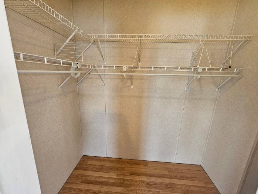 258 Lake Huron Dr a Mulberry, FL Mobile or Manufactured Home for Sale