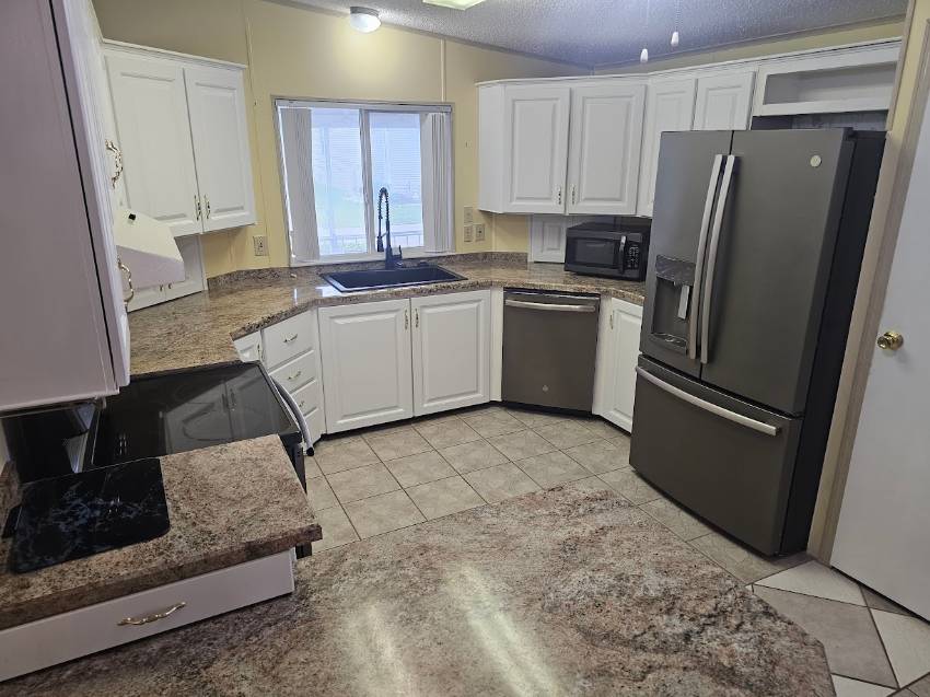 258 Lake Huron Dr a Mulberry, FL Mobile or Manufactured Home for Sale