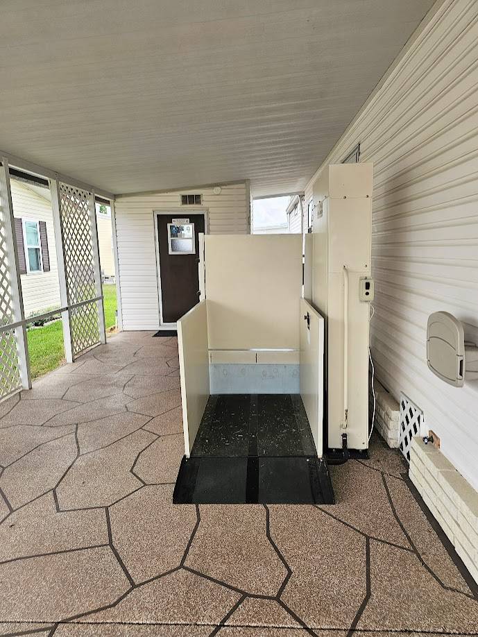 258 Lake Huron Dr a Mulberry, FL Mobile or Manufactured Home for Sale