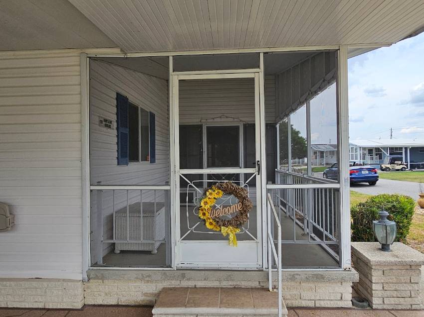 258 Lake Huron Dr a Mulberry, FL Mobile or Manufactured Home for Sale