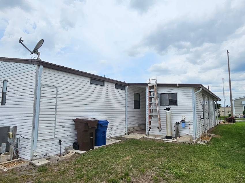 258 Lake Huron Dr a Mulberry, FL Mobile or Manufactured Home for Sale
