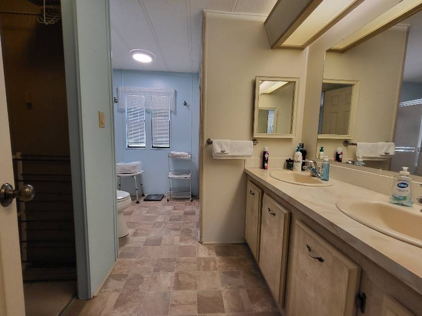 5635 Halifax Dr a Sarasota, FL Mobile or Manufactured Home for Sale