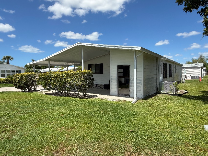 5723 Seven Oaks Dr. a Sarasota, FL Mobile or Manufactured Home for Sale
