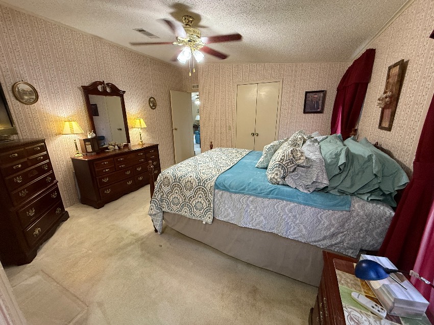 5723 Seven Oaks Dr. a Sarasota, FL Mobile or Manufactured Home for Sale