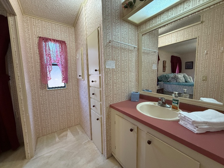 5723 Seven Oaks Dr. a Sarasota, FL Mobile or Manufactured Home for Sale