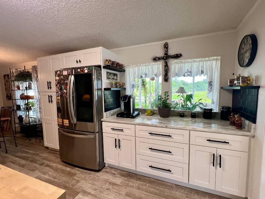 105 Palm Ln E a Parrish, FL Mobile or Manufactured Home for Sale