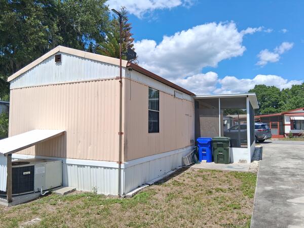 9 Bonisee Circle a Lakeland, FL Mobile or Manufactured Home for Sale