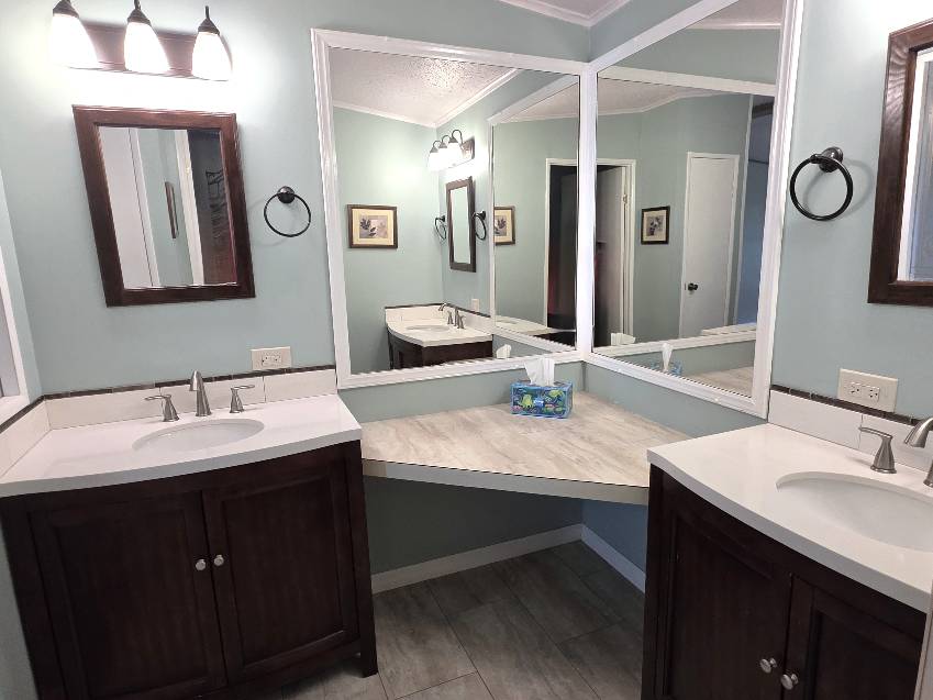 36107 Overlook Dr a Dade City, FL Mobile or Manufactured Home for Sale