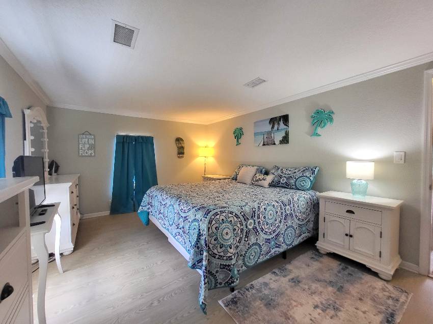 5238 Camelot Dr E a Sarasota, FL Mobile or Manufactured Home for Sale