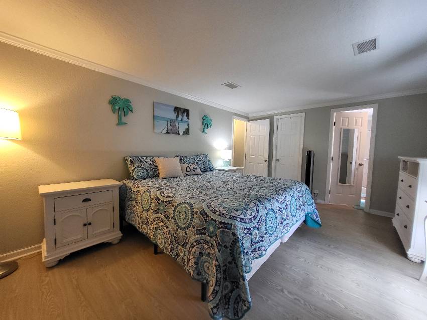 5238 Camelot Dr E a Sarasota, FL Mobile or Manufactured Home for Sale
