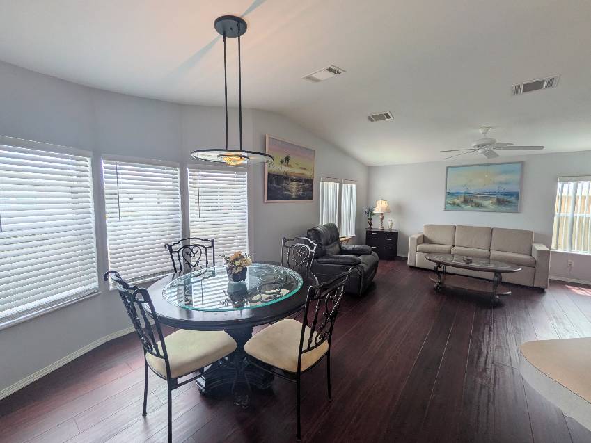 1071 Donegan Rd Lot 1136 a Largo, FL Mobile or Manufactured Home for Sale