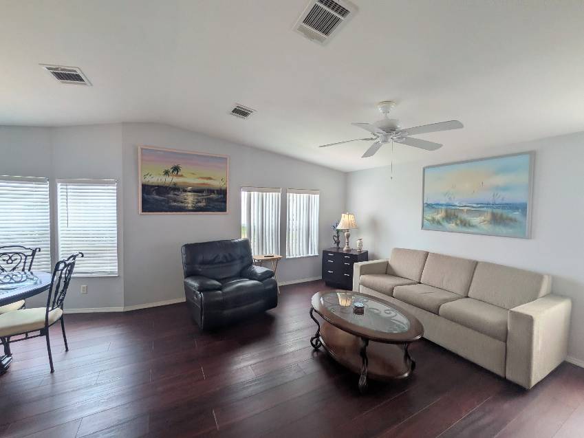 1071 Donegan Rd Lot 1136 a Largo, FL Mobile or Manufactured Home for Sale