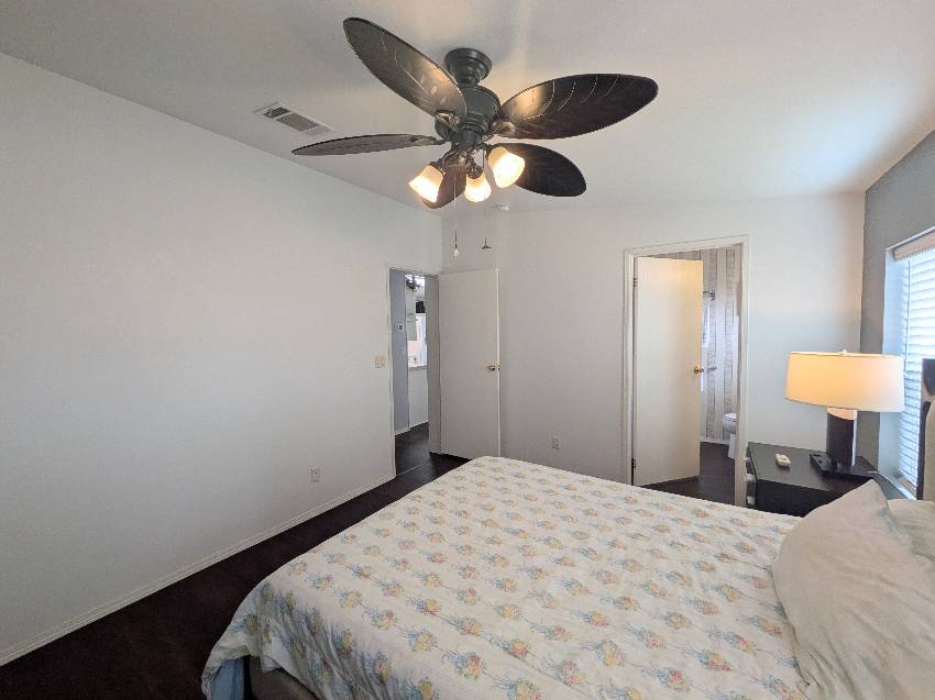 1071 Donegan Rd Lot 1136 a Largo, FL Mobile or Manufactured Home for Sale