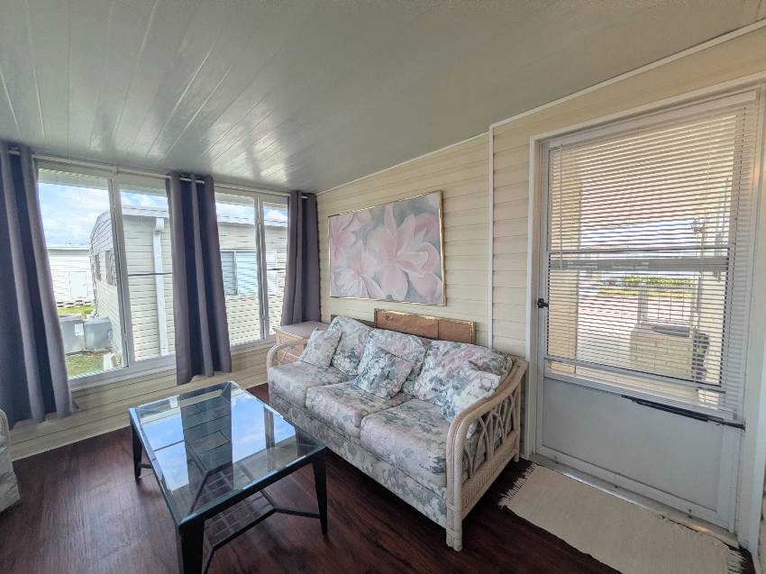 1071 Donegan Rd Lot 1136 a Largo, FL Mobile or Manufactured Home for Sale