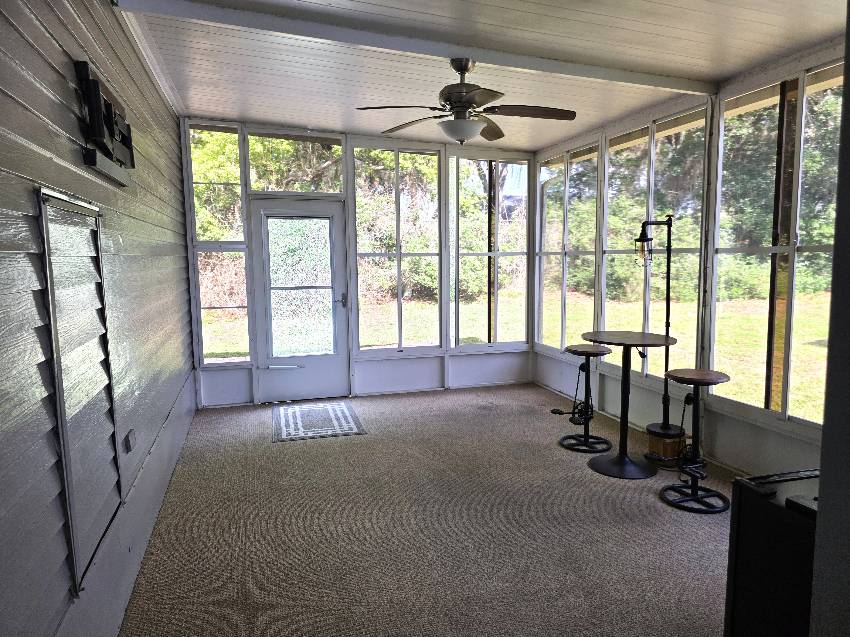 11625 Pierview Rd a Dade City, FL Mobile or Manufactured Home for Sale