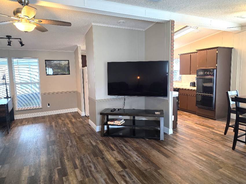 11625 Pierview Rd a Dade City, FL Mobile or Manufactured Home for Sale