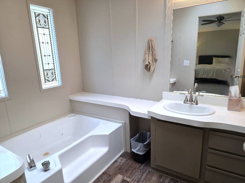 11625 Pierview Rd a Dade City, FL Mobile or Manufactured Home for Sale