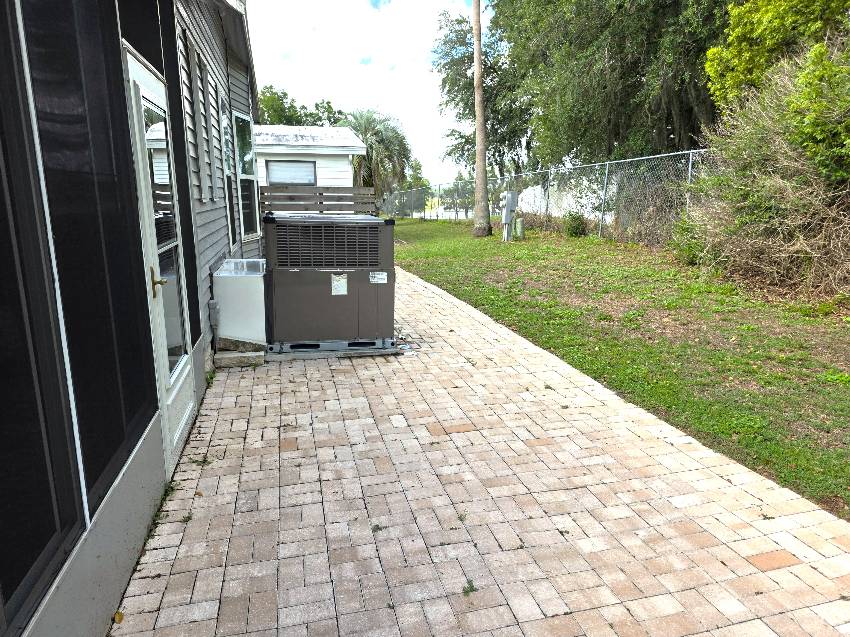 11625 Pierview Rd a Dade City, FL Mobile or Manufactured Home for Sale