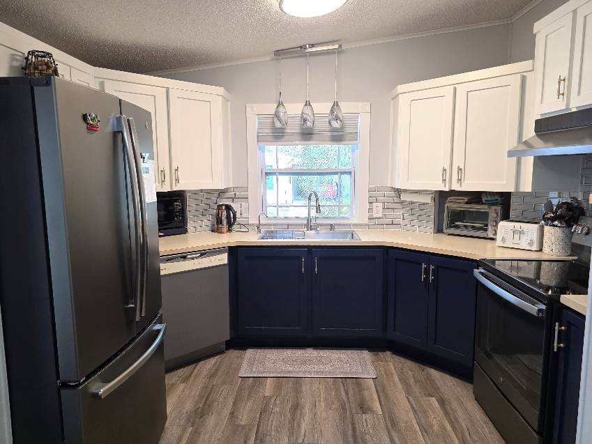 7080 W Walden Woods Dr a Homosassa, FL Mobile or Manufactured Home for Sale